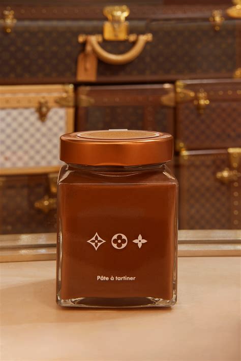 chocolat louis vuitton pate a tartiner|Collection de trois pots de pâte à tartiner .